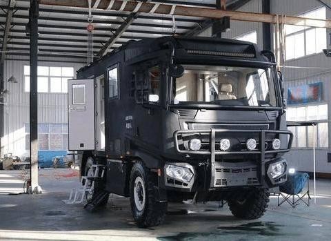 加次油3000块，停车要2个车位！国产越野房车C照就能开