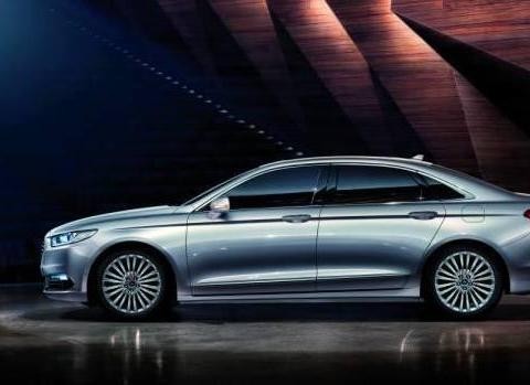 能自动寻找停车位、自动泊车、全景天窗，只要20万左右就能开回家