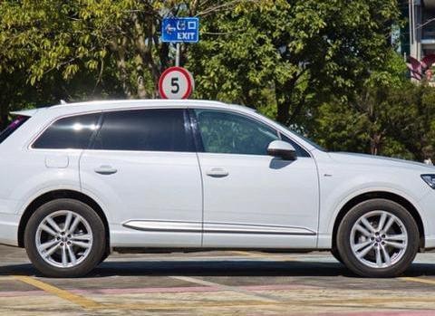 整车进口，2吨车重6.2秒破百，上市直降15万，宝马X5最怕它