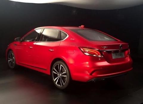 拒绝加价 上市两台订单破2000台！6.6秒破百 快过思域 仅9.68万！