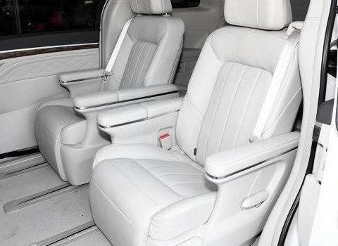 国产埃尔法18万起, 怒怼GL8, 剑指奥德赛, 听说还要加价?