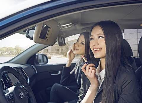 超高配置碾压同级, 这款合资SUV要打翻身仗, 直降4万仅8万起, 买XRV的后悔了