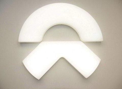 蔚来再次发力, 全新5座SUV年底发布, 圈钱的特斯拉该何去何从?