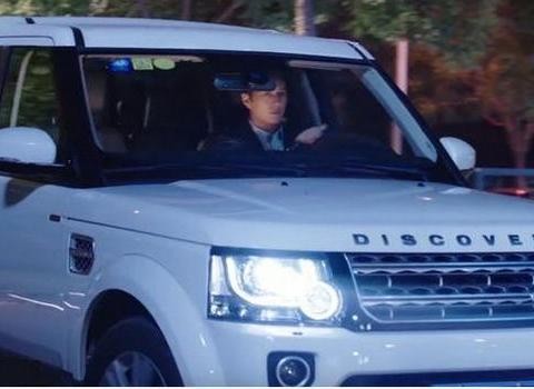 出道17年终于发光，比胡歌都要红，代言玛莎拉蒂座驾很有范