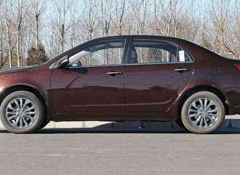 5.3万提车吉利远景，油耗低性价比高，空间充足，外观好看