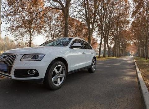 暖心大白来我家 迟到的奥迪Q5提车作业