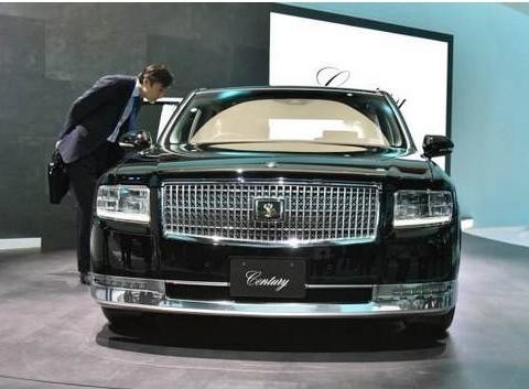 日本版“劳斯莱斯”，配5.0L自吸V8发动机，红旗根本比不了！