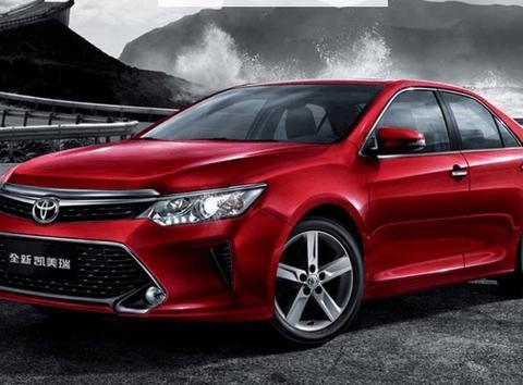 全新凯美瑞上市！售17.98万起，轴距超长2.8米，动力堪比本田雅阁