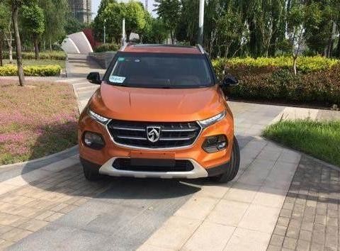 80后女车主首提宝骏510，闺蜜第一眼看见就直呼这车好帅啊