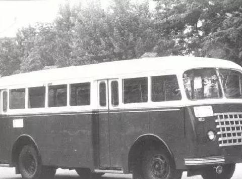 司机都要下岗？无人驾驶公交车来了！