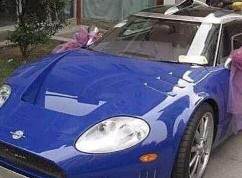 此款车全国就这一台，蓝色世爵C8，车主福建福清的