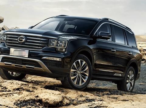 小夫妻想买大众高尔夫，愣是让我忽悠的买了传祺GS8