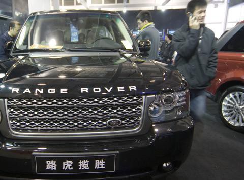 众泰终于造出路虎揽胜！皮尺部可不是吹出来的，换上标谁都分不清