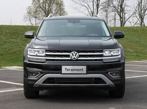 开超市挣的钱本想买路虎，却听朋友建议选它，性能真是不错