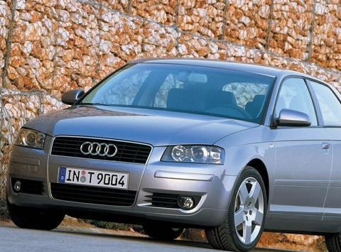 奔驰推出这款车20万落地，以后别看见奔驰就叫大款了！