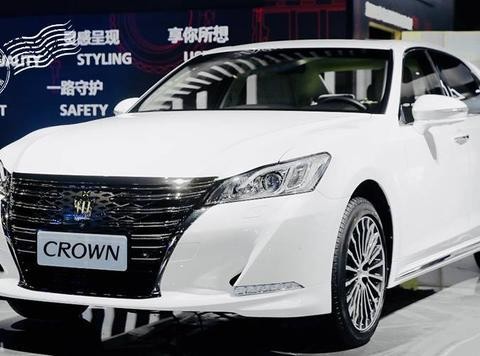 新款皇冠全新升级，年轻消费者的新选择！