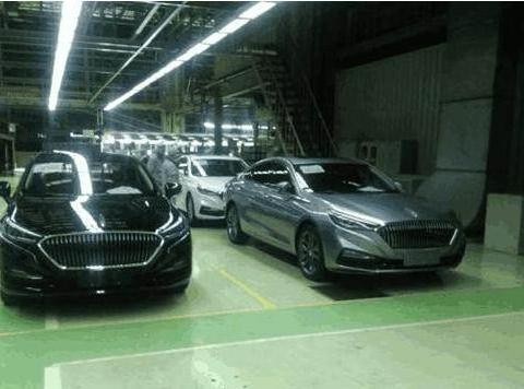 实拍大量红旗H5, 一汽工厂正批量生产, 16万起售果断放弃奥迪A4L