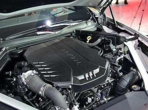 这款纯进口轿跑, 四驱370马力, 百公里提速仅4秒, 仅售20万要火了