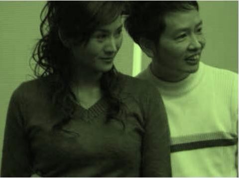 她勇揭娱乐圈潜规则，称与30多名导演发生关系