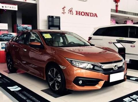 思域1.5次顶配和昂克赛拉2.0次顶配，怎么选？