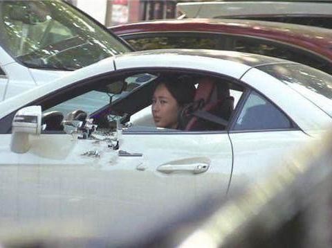 童星出道的5位明星, 座驾一个比一个豪华