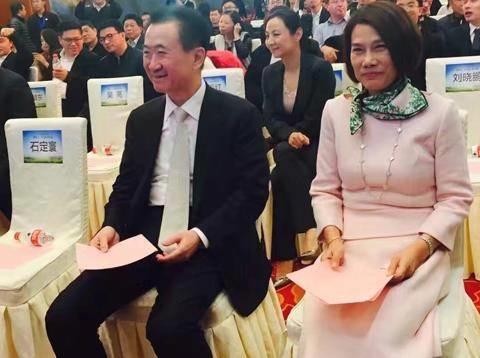 格力不造空调造汽车？网友：它比奥迪多一环