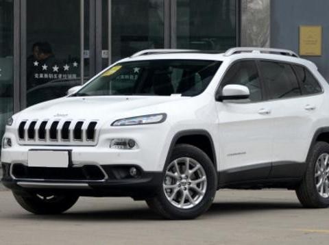 辣眼睛的jeep自由光全系降价2.7万，最低仅售18.28万