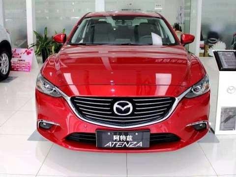 说到驾驭骚红色，除了法拉利，还就马自达，加价2000不算事儿！