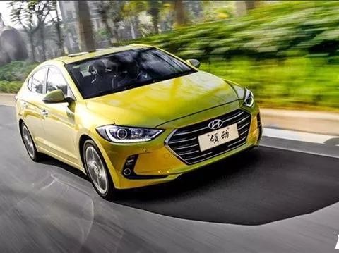 上个月, 宝骏310把速腾、宝来、福睿斯干倒了!！