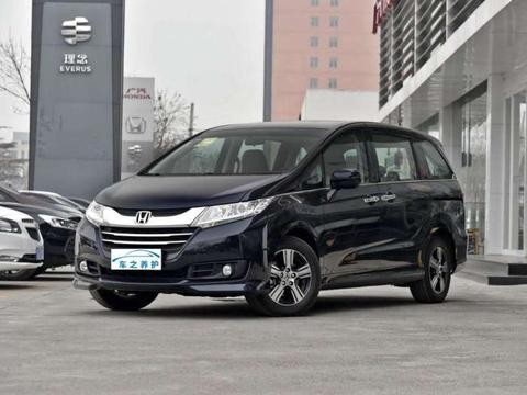 全系仅配自吸, 售价25万起, 您选择GL8还是它呢?