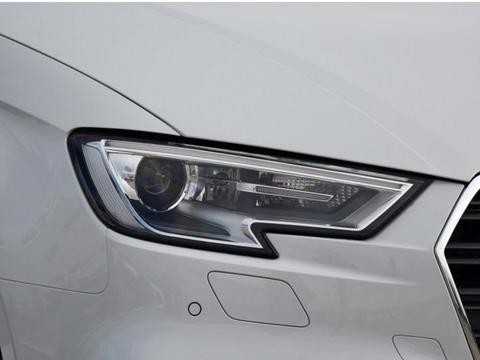 24岁买下这款车，代表事业处于上升期，帕萨特君越都没它有面子