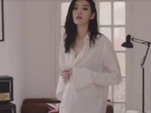 世界上最有眼光的车企，超模奚梦瑶甘当车模，奔驰也比不上它！