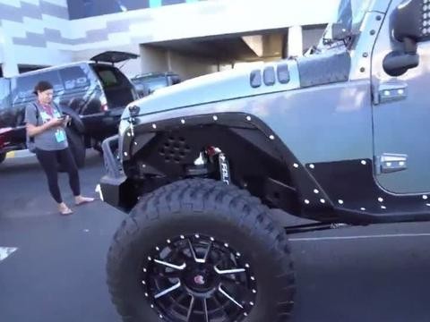 吉普牧马人JK LED改装，蛮漂亮！