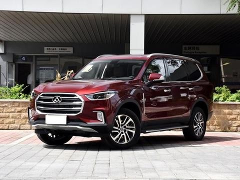 比汉兰达大三圈，四驱七座带大梁，众泰靠借鉴，这硬派越野靠实力