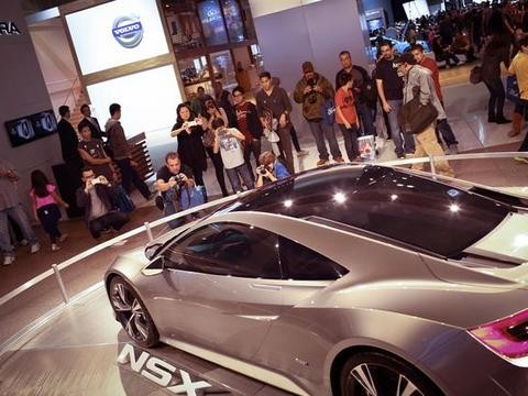 洛杉矶SUV集体示好，提前看18年该买的好车