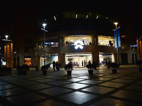 蔚来NIO HOUSE探店：我们不一样！