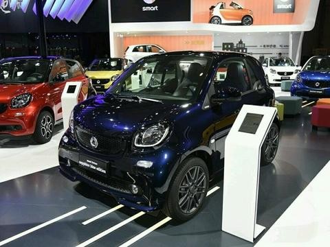 F0的块头迈腾的价！15秒破百，卖20万照样有人买