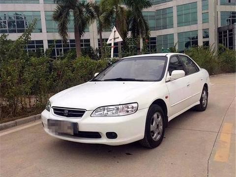 一万块买台六代雅阁，大家说这辆车值这个价吗？