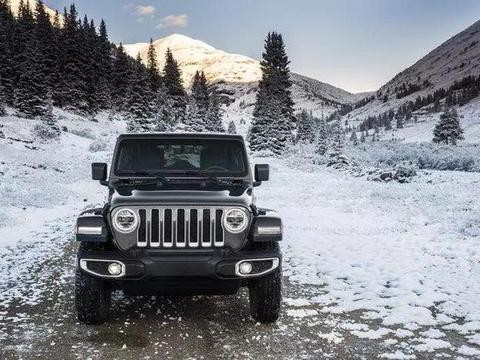 第四代牧马人全球首秀, 新增2.0T发动机首搭8AT变速箱