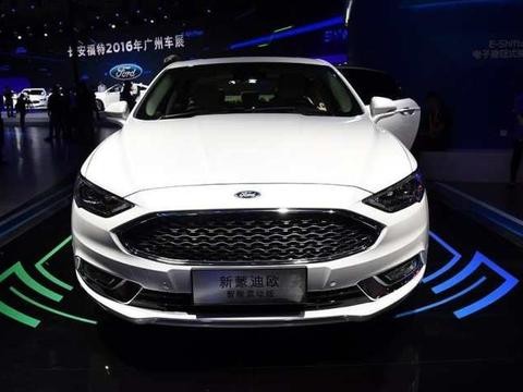 30万还买什么凯迪拉克ATS-L, 奥迪A4L? 为什么不考虑这款车?