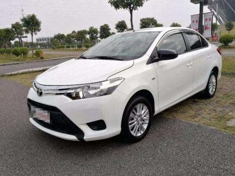 新车10万，现在只需7万6，丰田发动机，油耗低空间大，还看啥飞度