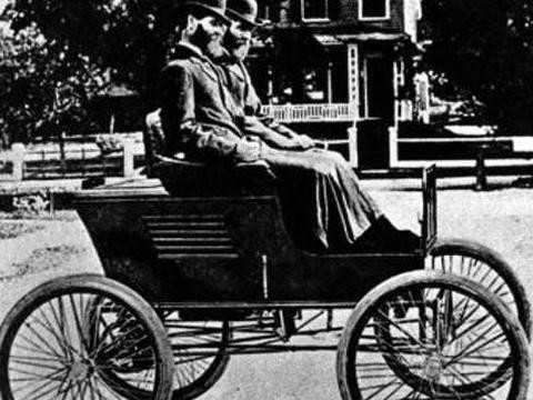 美国总统为什么只选择凯迪拉克作为座驾，而不是BBA？