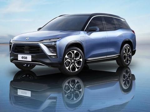 这几款重磅车赶到最后一个月上市！连兰博基尼Urus也要亮相了