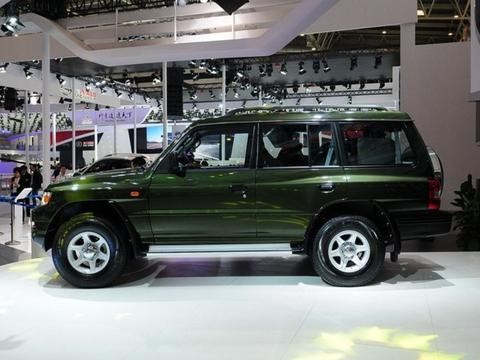 这国产SUV除了油耗没啥毛病，手动四驱卖12万，能越野能进藏