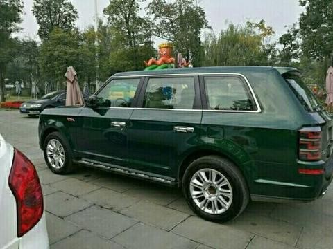 广场偶遇红旗LS5！实车真霸气，车主绝对不是一般人