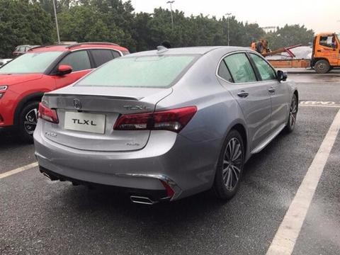 就冲这车的颜值，不足28万还买啥奔驰C级，放弃宝马3系M提它回家