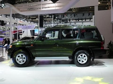 专业玩越野选国产SUV吧，便宜耐造又好修，一点不心疼