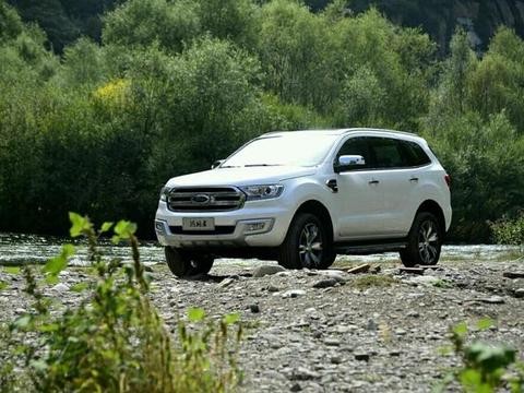 性价比完胜汉兰达！越野能力不输霸道，旗舰SUV仅26万