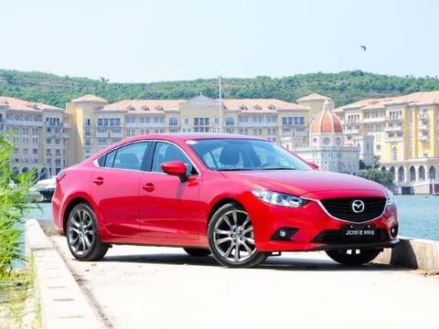 兼具外观和性能, 预算25万, 买什么车好?