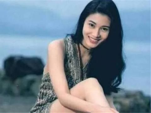 3岁拍广告，14岁做模特，18岁出道开上豪车，今47岁容貌似少女！